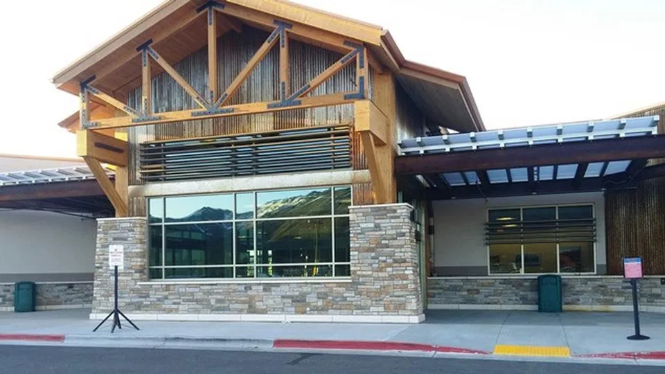 Duo-Gard’s Translucent Canopies Help Expand Idaho’s Friedman Memorial Airport